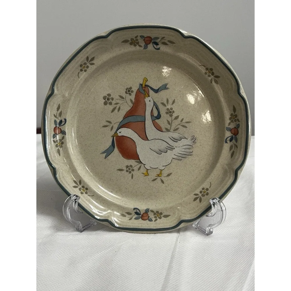 Vtg International Marmalade Goose Stoneware Salad Plates Cottage Country Farm